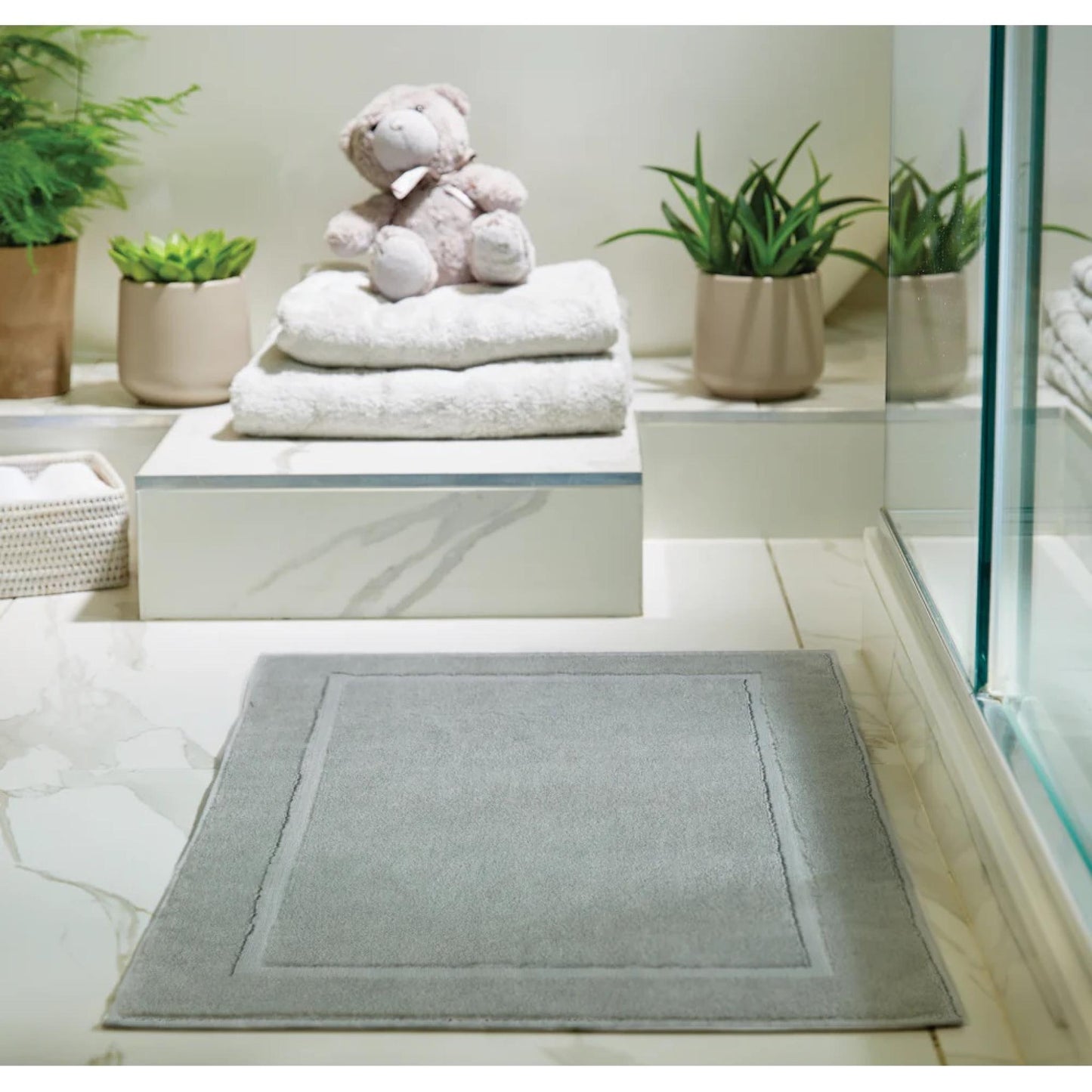 Hug Rug Bamboo Border Bath Mat Shower for Hotel and Bathroom Grey Towel Mat in 50 x80 cm (Copy)
