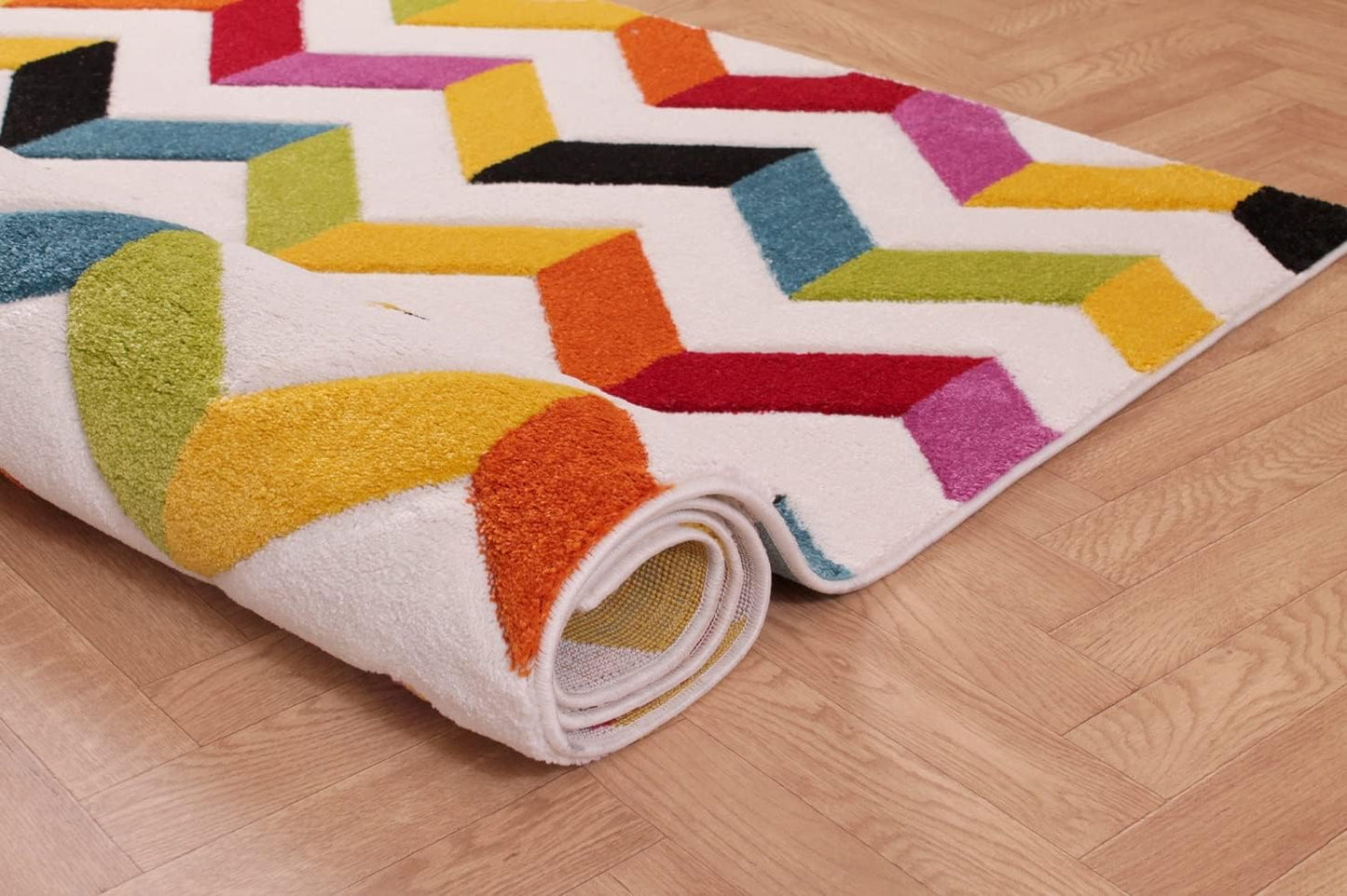 Hand-Carved Geometric Multi-Coloured Rug – Coral Multi – Modern Statement Rug for Living Room