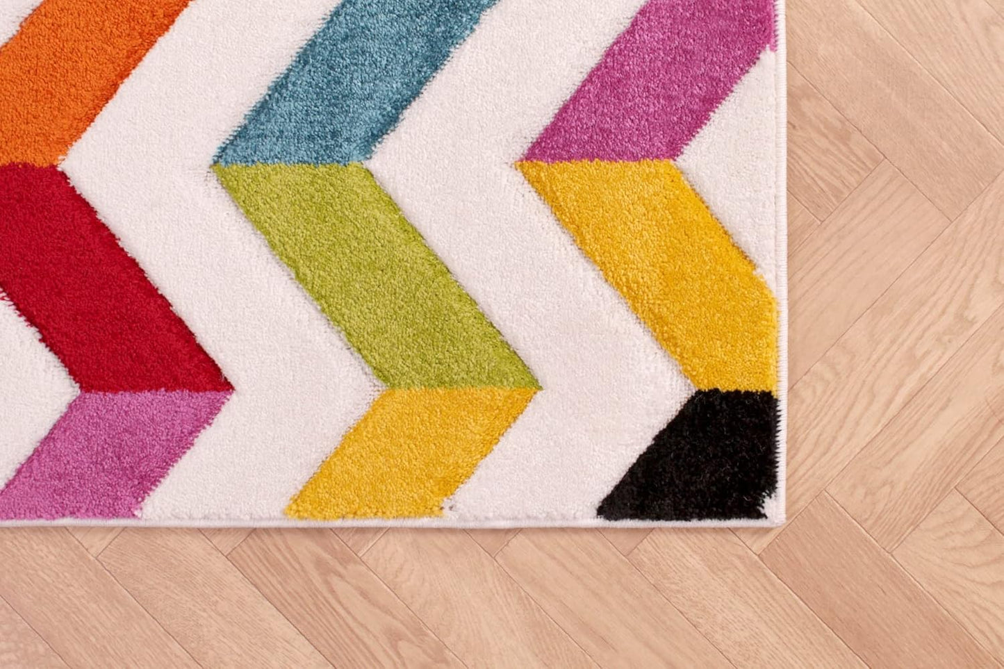 Hand-Carved Geometric Multi-Coloured Rug – Coral Multi – Modern Statement Rug for Living Room