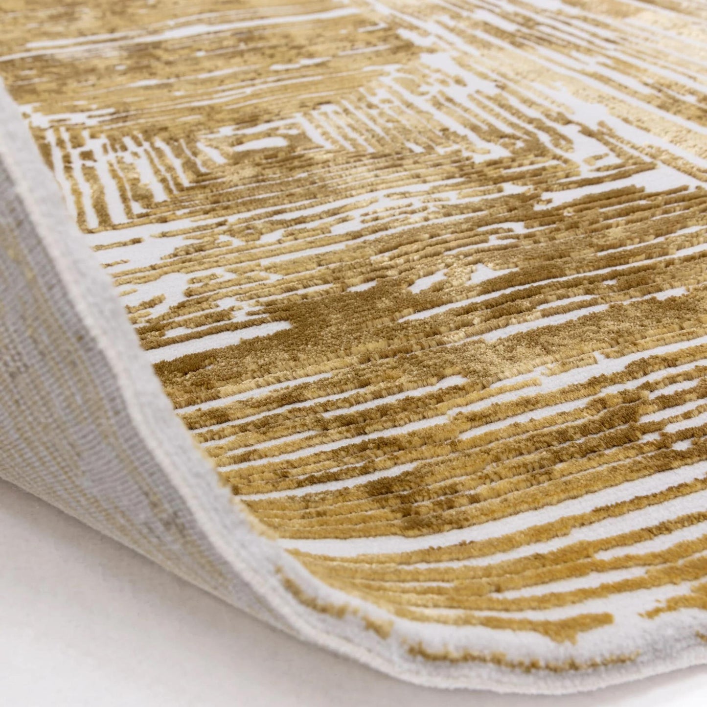 Kuza Portrait Rug – Gold – Elegant Textured High-Low Pile Carpet
