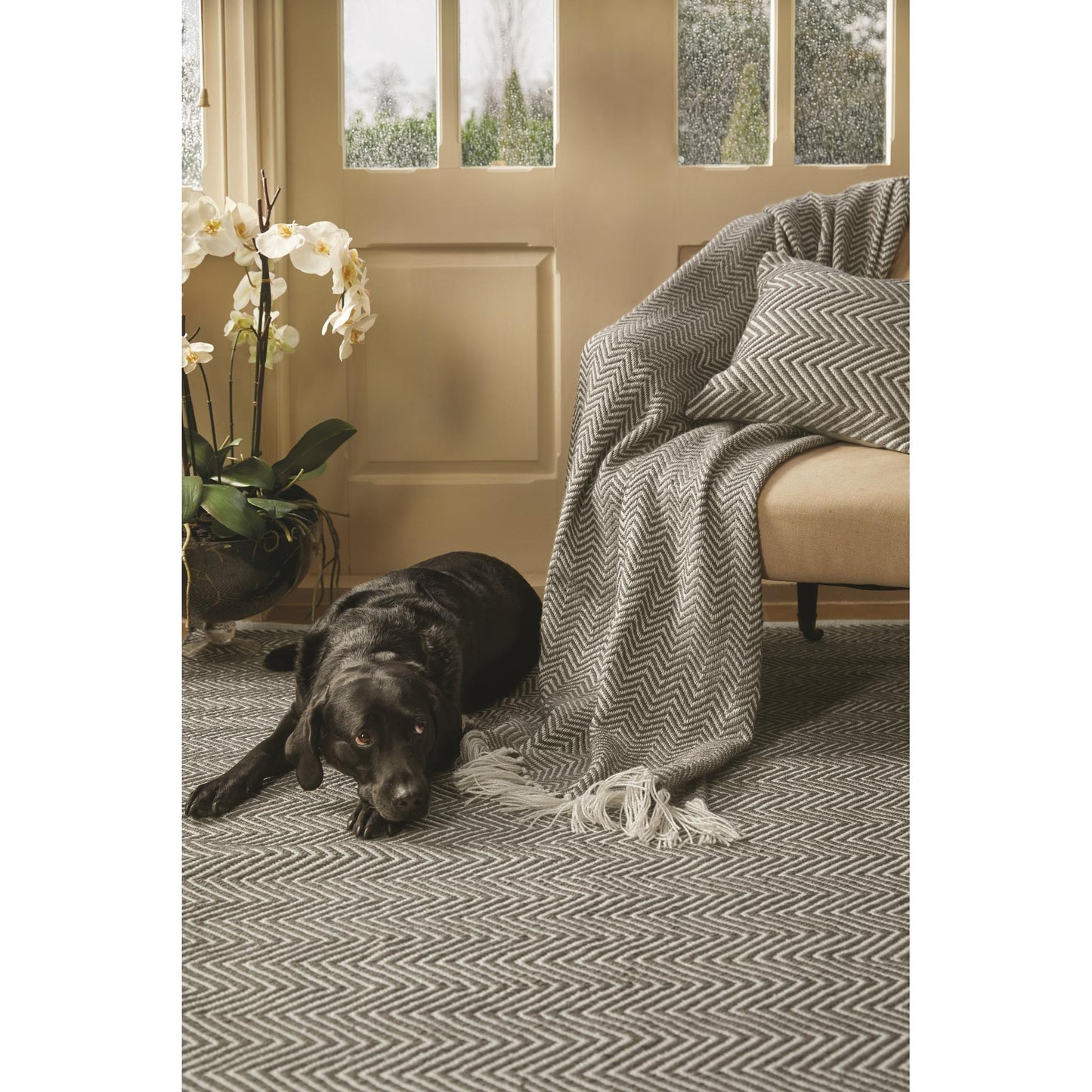 Hug Rug Woven Herringbone Throw Blanket Bed Sofa Chair Cover in 130 x180 cm