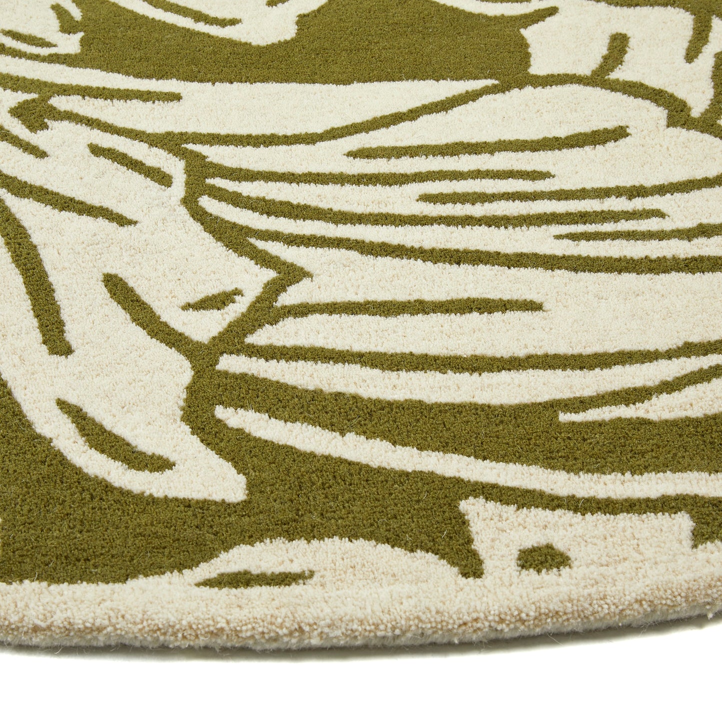 Heritage Floral 2 Pure Wool Damask Hand Tufted Round Rug in Moss Green