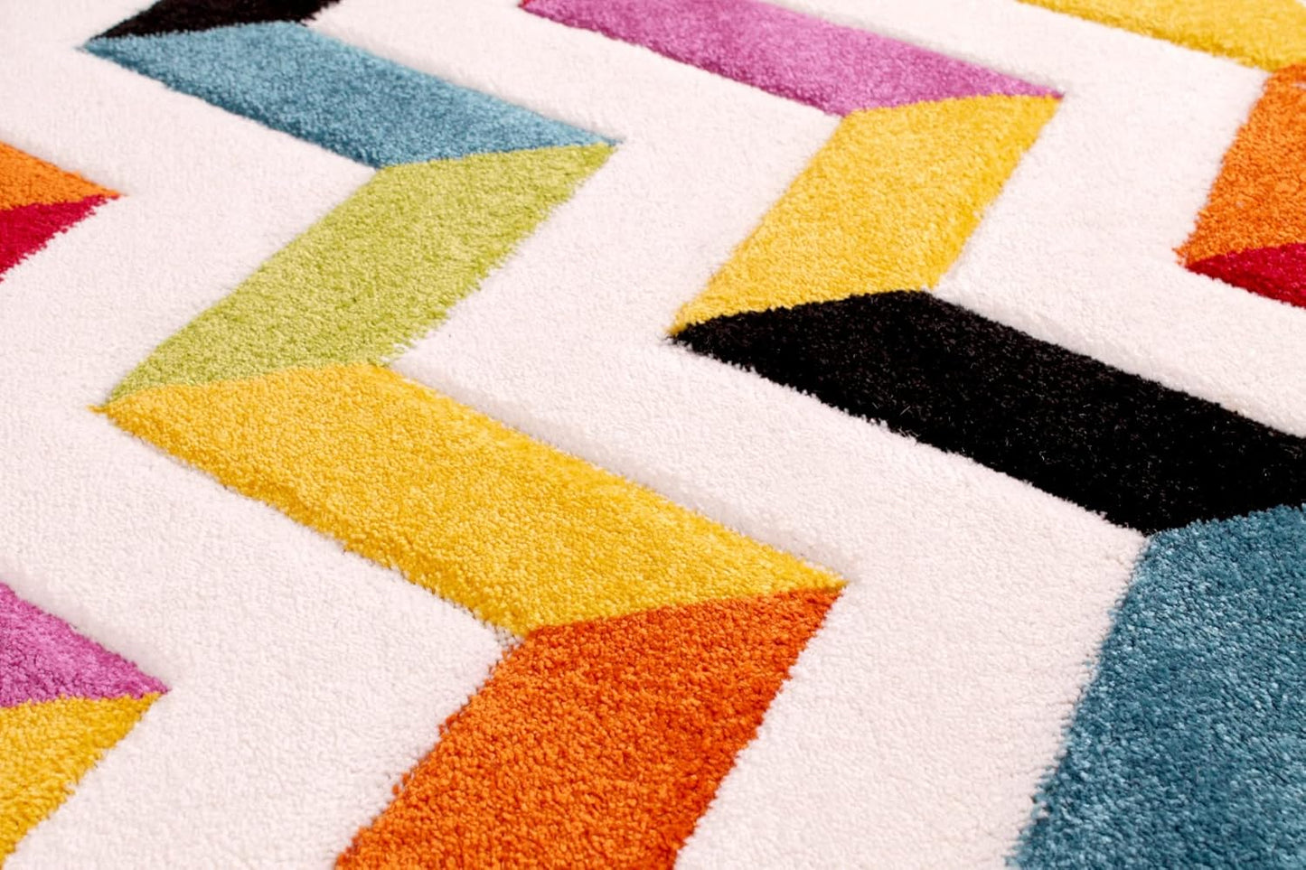 Hand-Carved Geometric Multi-Coloured Rug – Coral Multi – Modern Statement Rug for Living Room