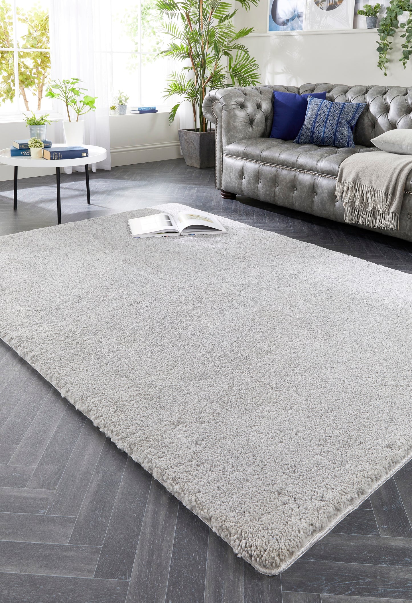 Waschbarer, zotteliger, weicher, flauschiger, rutschfester, maschinenwaschbarer Teppich von My Lux in Silber