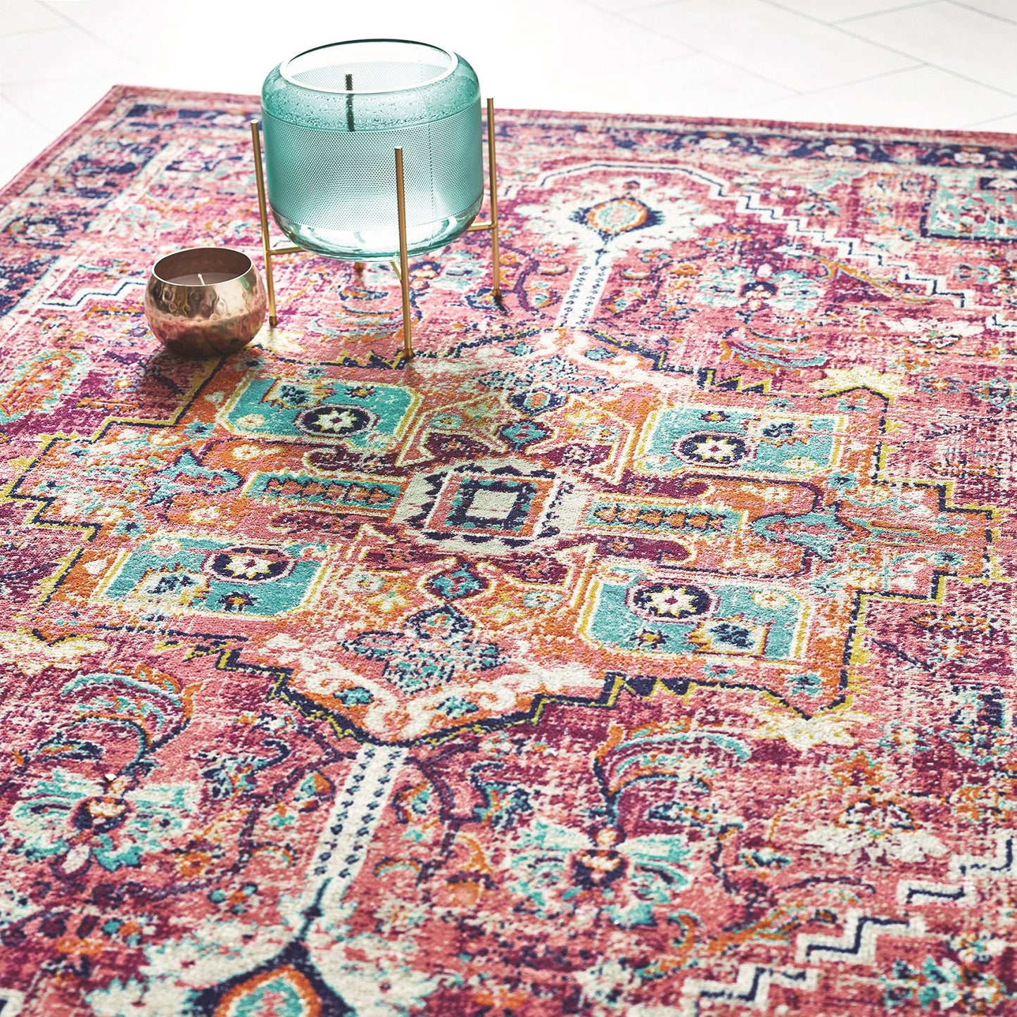 Origins Granada Traditional Bordered Rug & Hallway Runner in Ruby