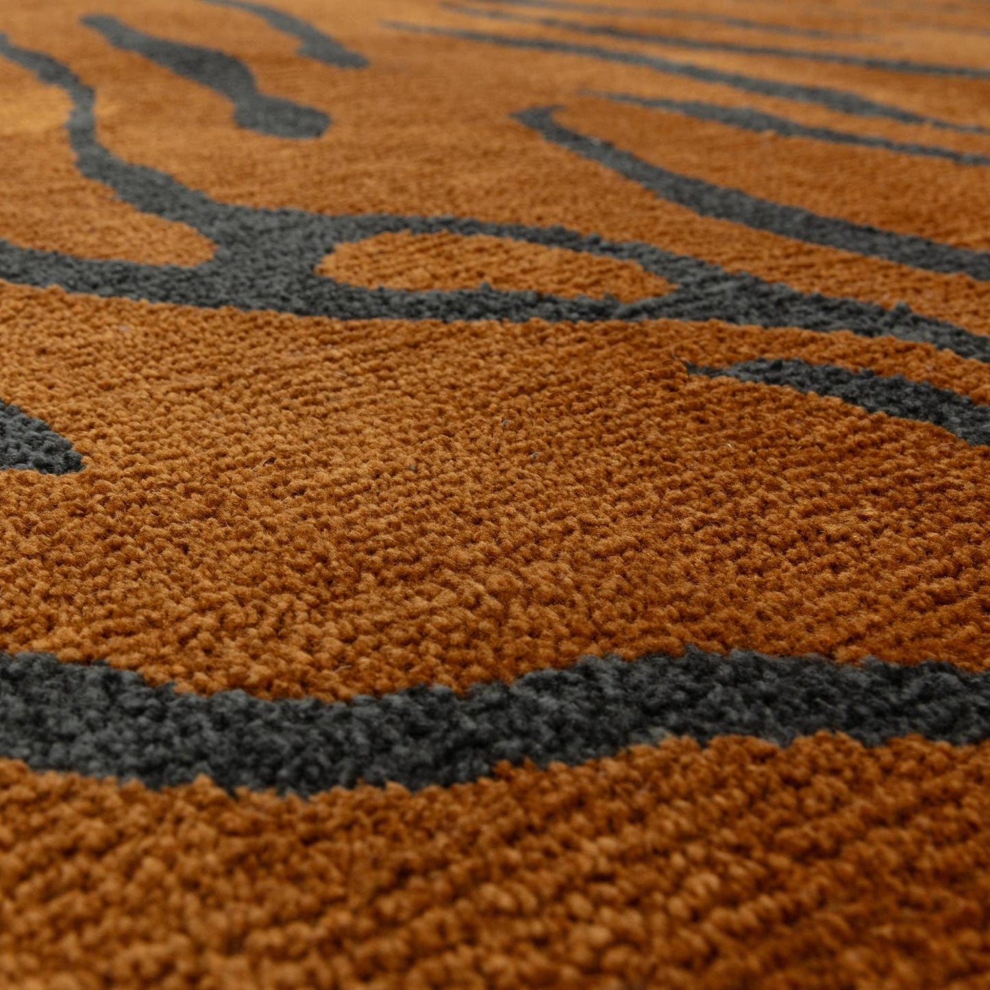 Wilder Tiger Spice Orange Animal Inspired Rug – Modern Soft Textured Polyester Carpet