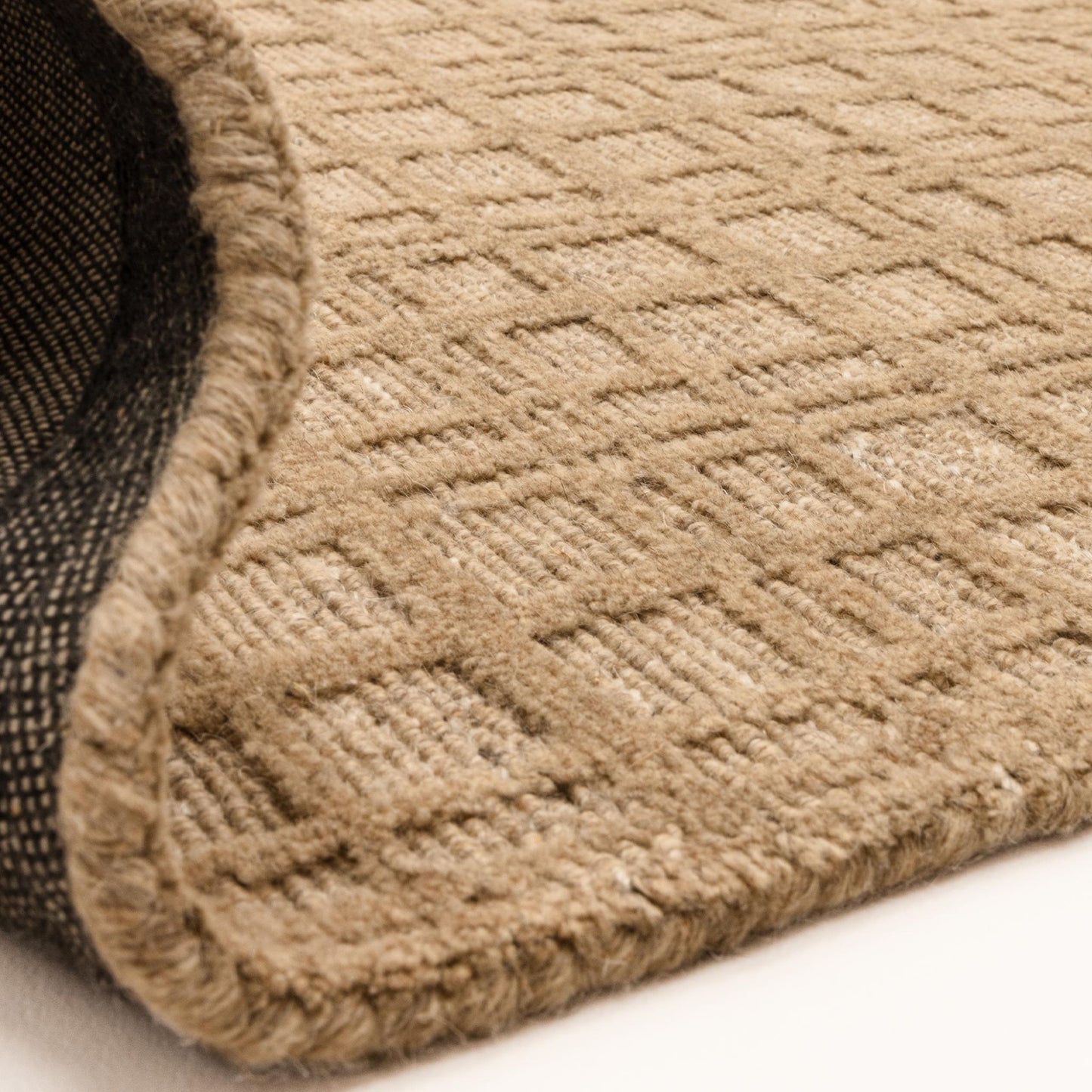 Thatch Honey Beige Handwoven Wool Rug – Neutral Checked Pattern in Undyed Wool Blend