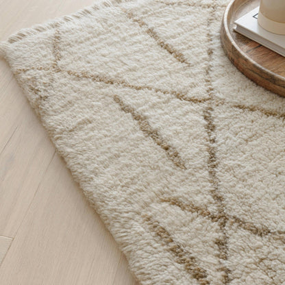 Azera Crosshatch Washable Wool Shaggy Rug – Tribal Berber Design in Cream White – Natural Softness & Modern Bohemian Style