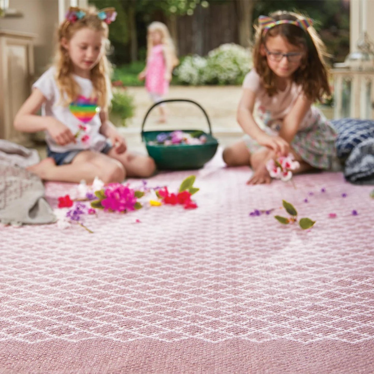 Hug Rug Woven Trellis Washable Indoor Outdoor Rose