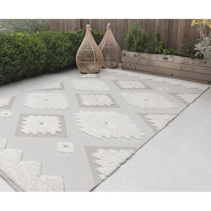 The Monty MN02 Tribal Geometric Flatweave – Weatherproof Indoor & Outdoor Rug in Natural & Cream
