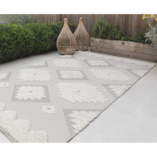The Monty MN02 Tribal Geometric Flatweave – Weatherproof Indoor & Outdoor Rug in Natural & Cream