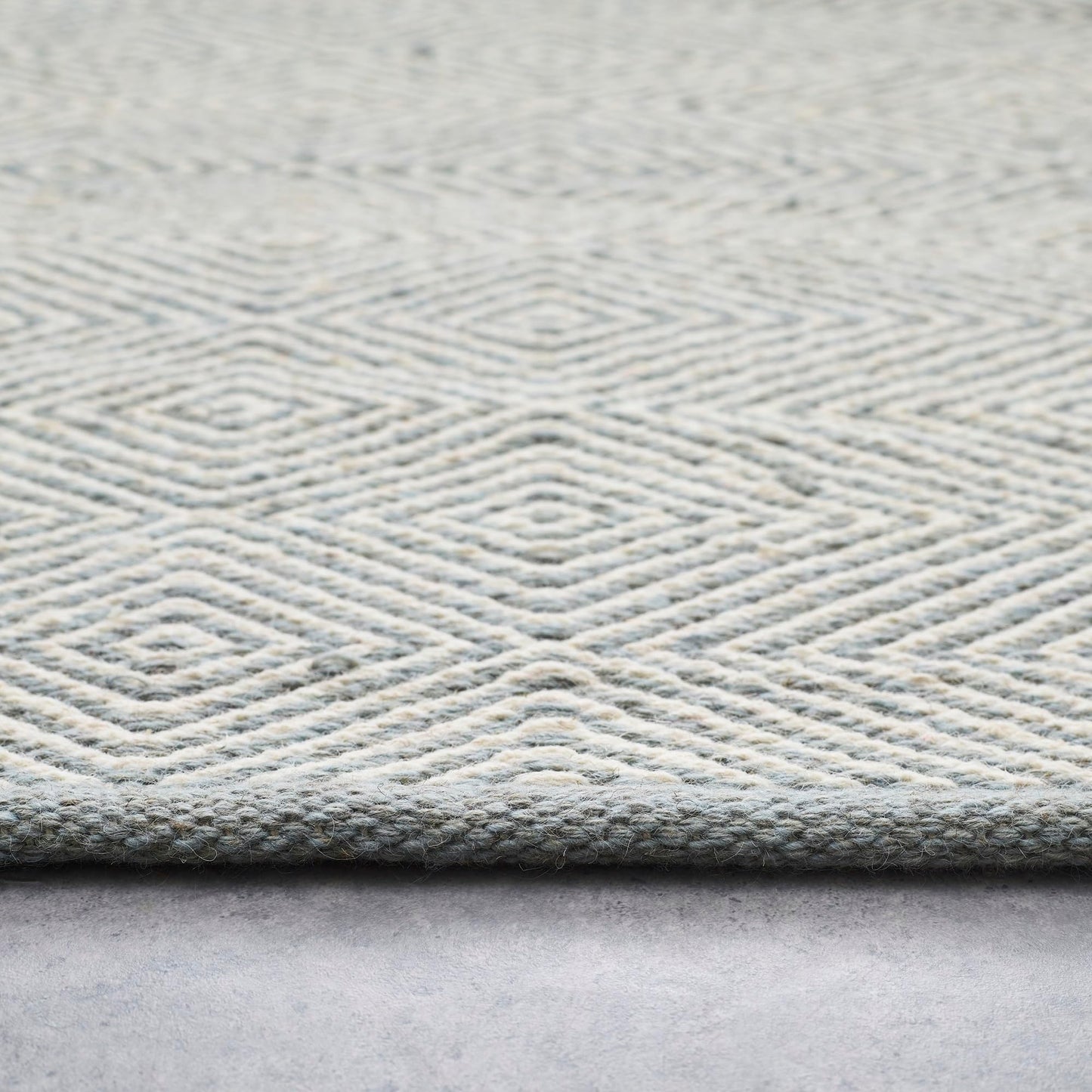 Flatweave Hand Woven Wool Rug for Living Room Dining Room Bedroom Kitchen Geometric Diamond Pattern Home Decor Area Rug