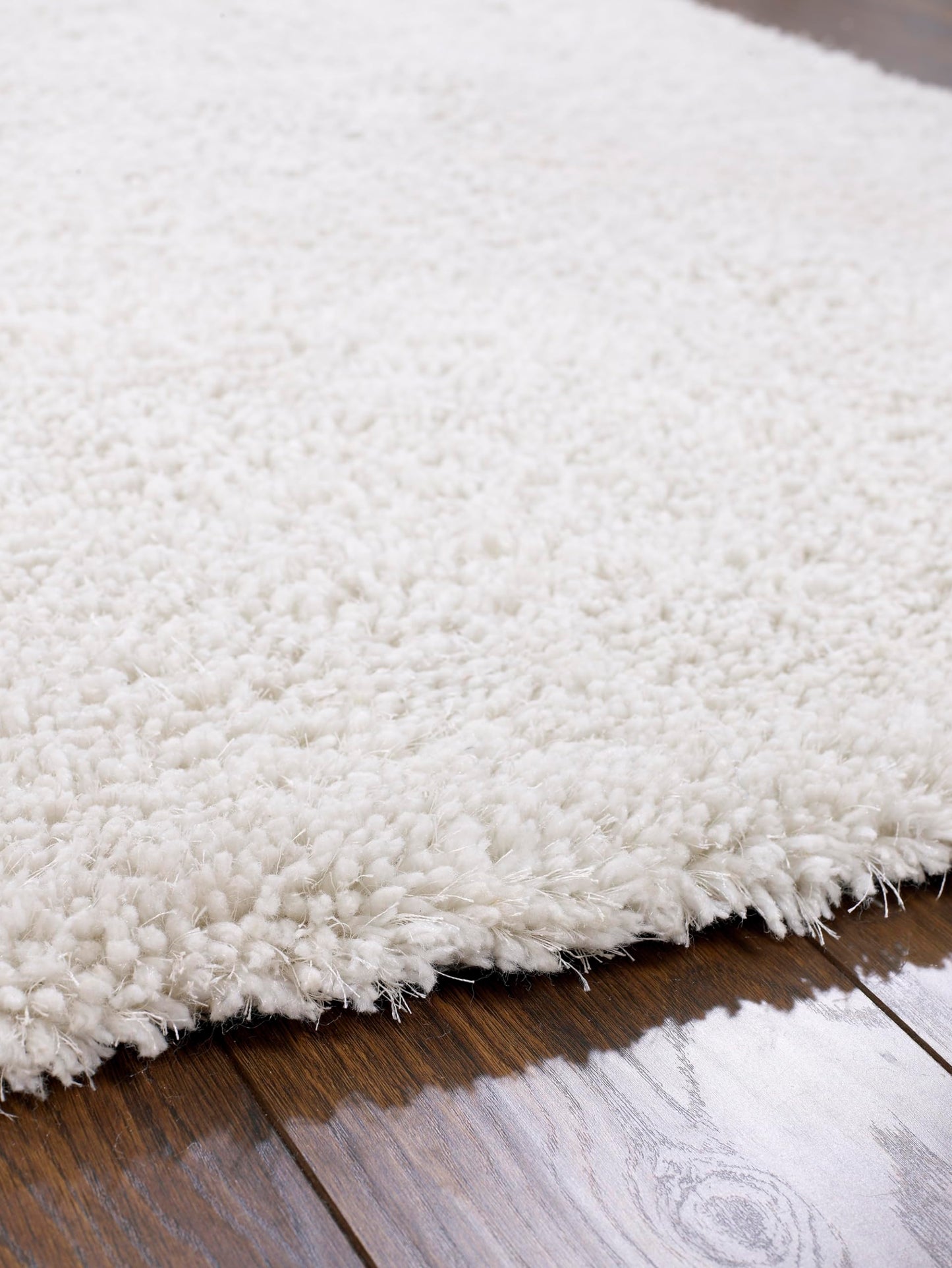Hochfloriger Flurteppich für Schlafzimmer, Wohnzimmer, Nachttisch, flauschig, hochwertig, luxuriös, handgetuftet, seidig, einfarbig, weich, dicker Flor, fusselfrei, 67 x 200 cm (2'3" x 6'7")
