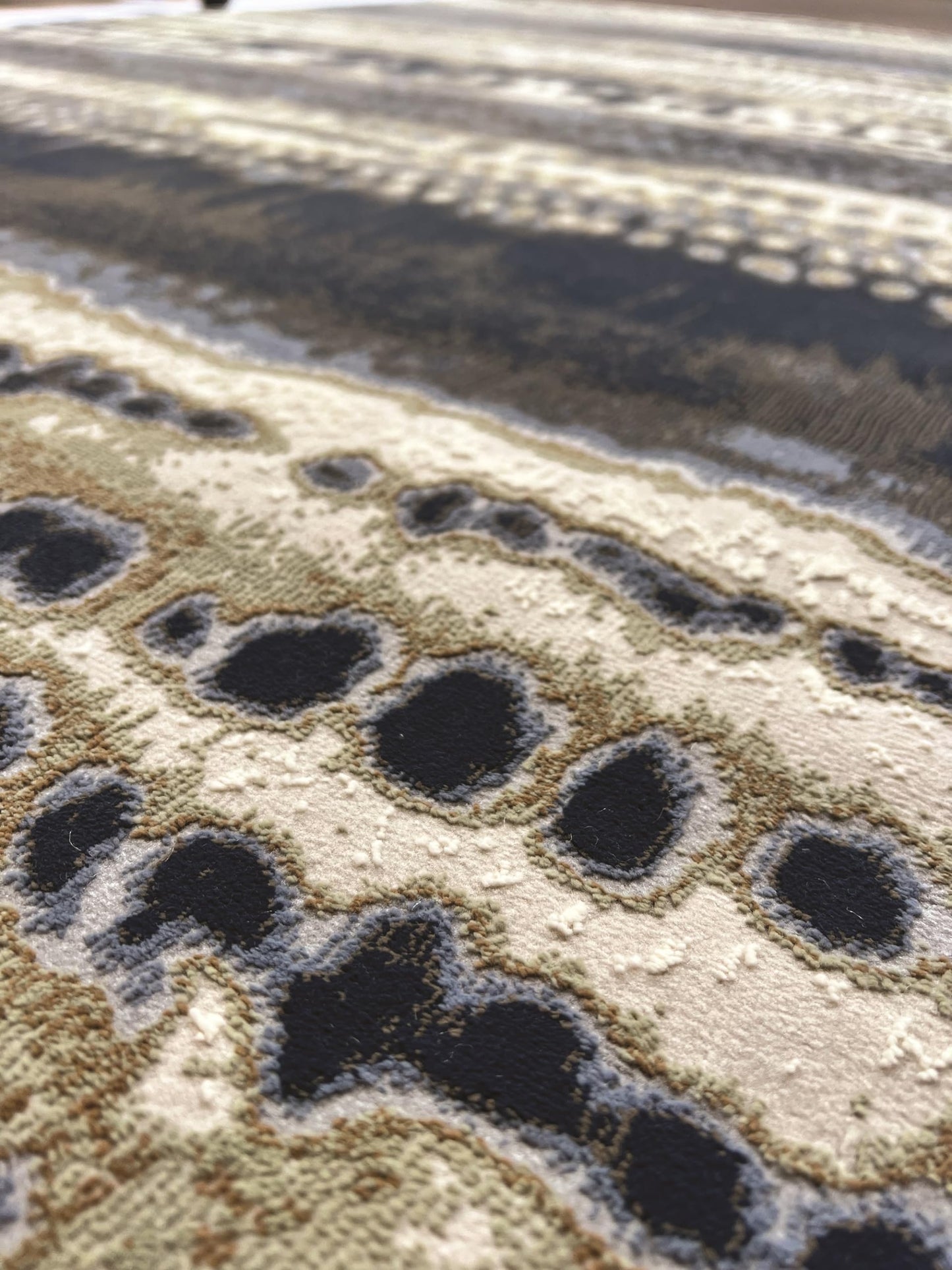 Batik Style Rug - Soft Touch Short Pile Area Carpet, Abstract Striped Design in Navy, Cream & Multi