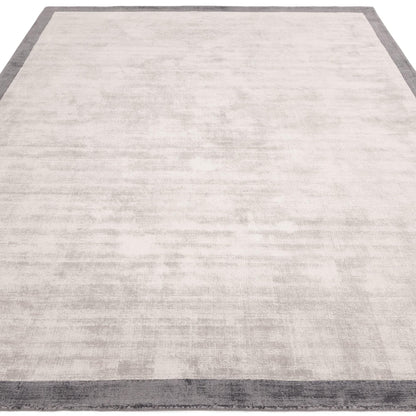 Blade Border Plain Viskose-Teppich – handgewebt, im Used-Look, hochglänzend, seidig weich, luxuriös