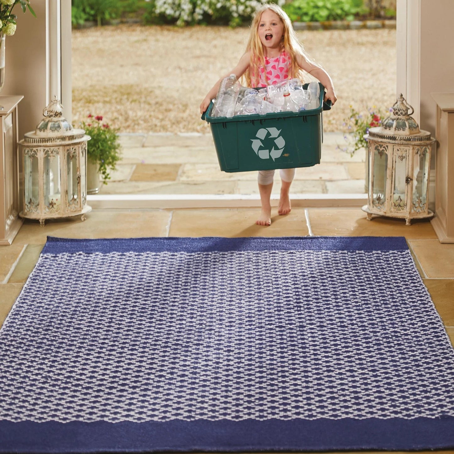 Hug Rug Woven Trellis Washable Indoor Outdoor Navy