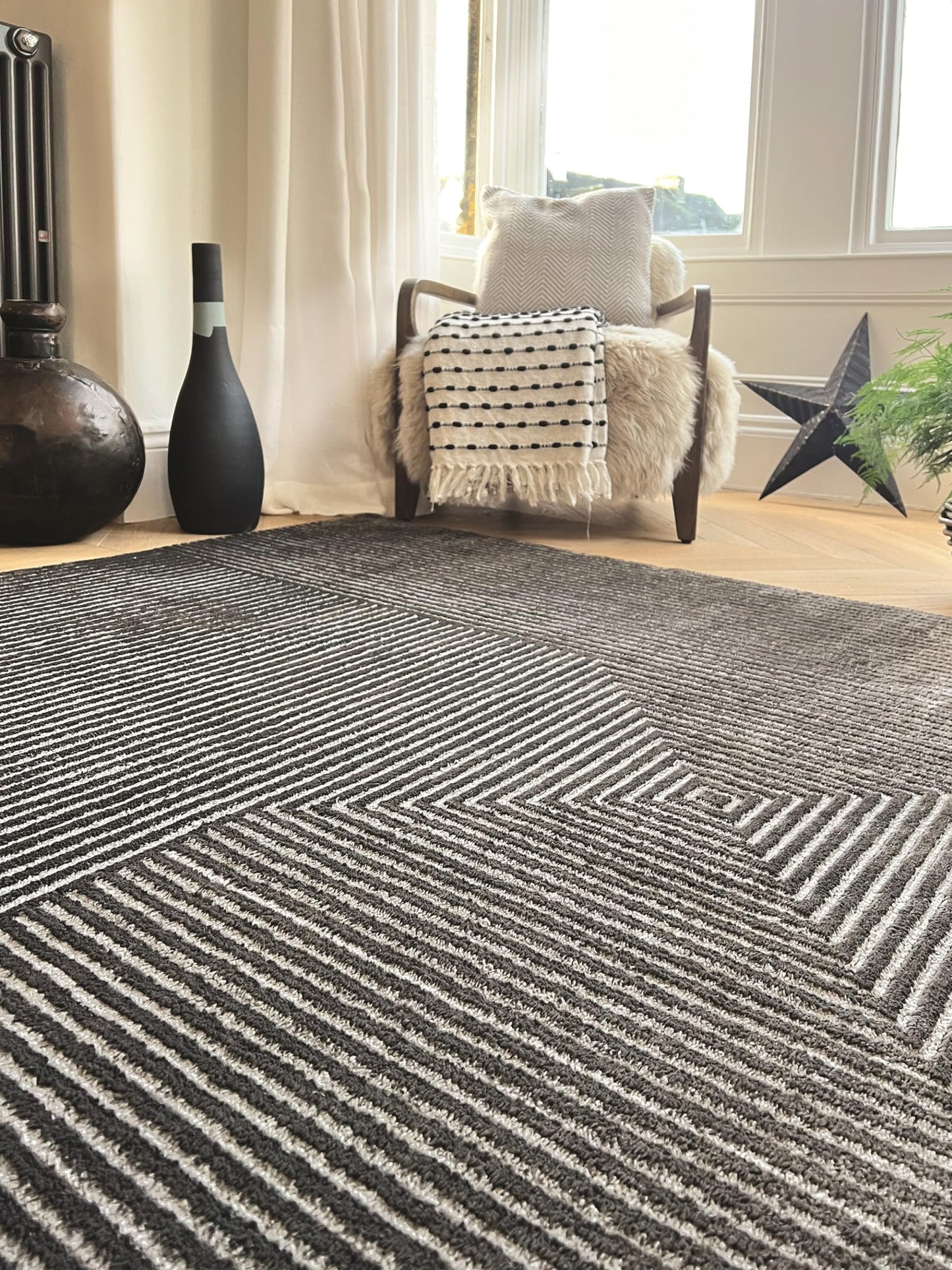 Origins Pyramid Charcoal 