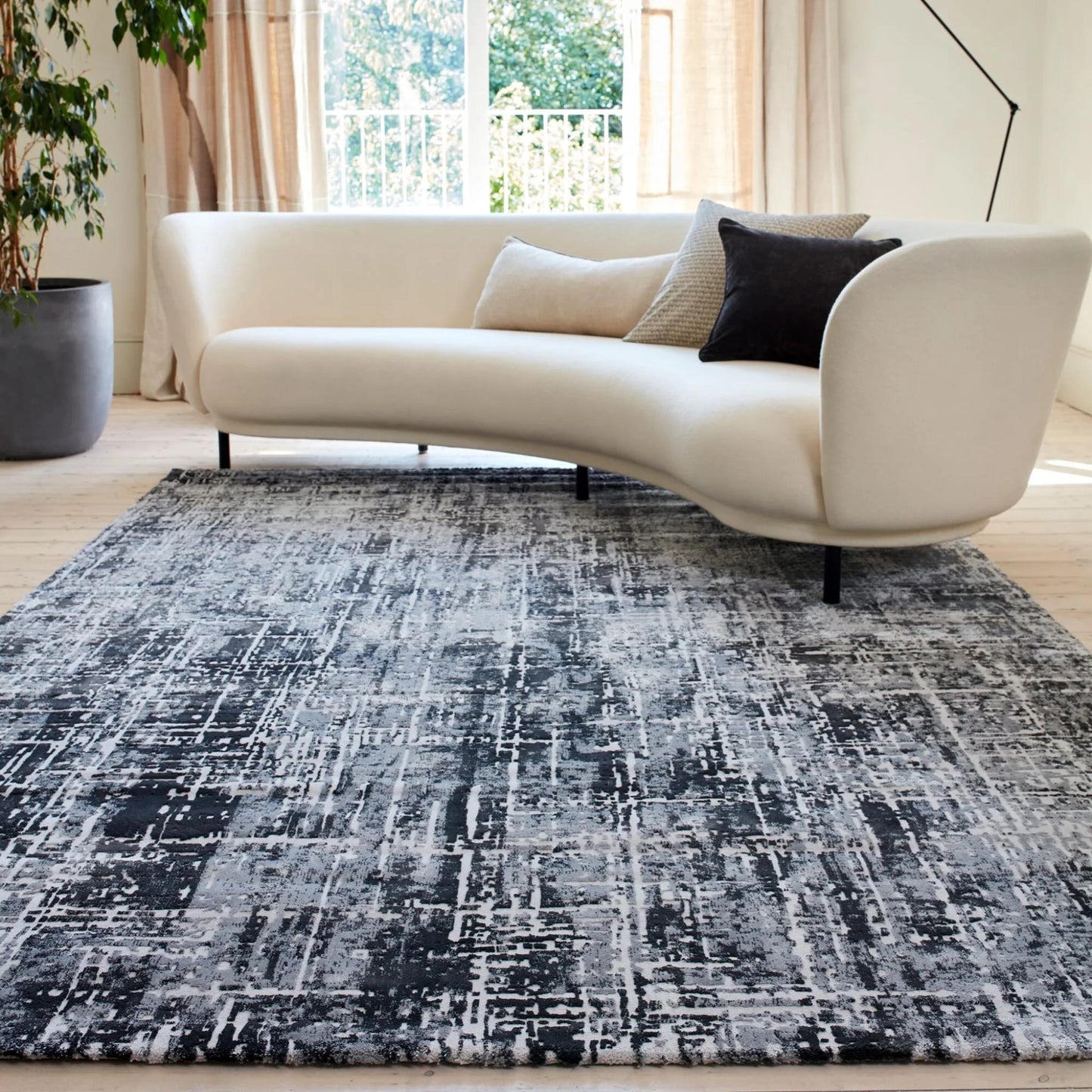 Kuza Abstract Modern Black Rug in Medium or Large Sizes