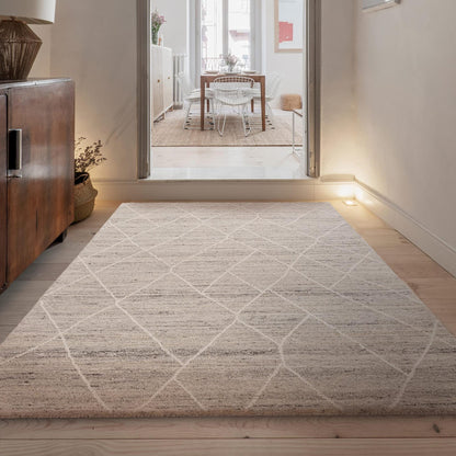 Noah Bohomian Moroccan Berber Abstract Wool Silver Rug in Extra Large Size 200x290 cm (6'7"x9'6")