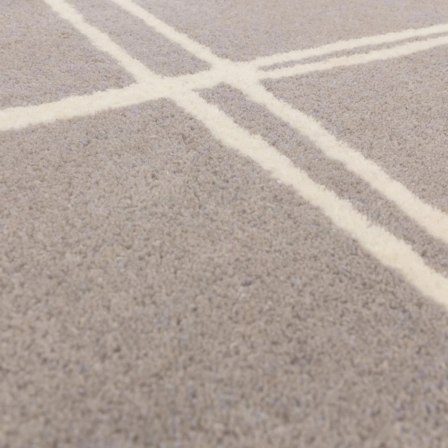 Albany Grid Silver Grey – Bold Geometric Intrigue and Natural Wool Luxury