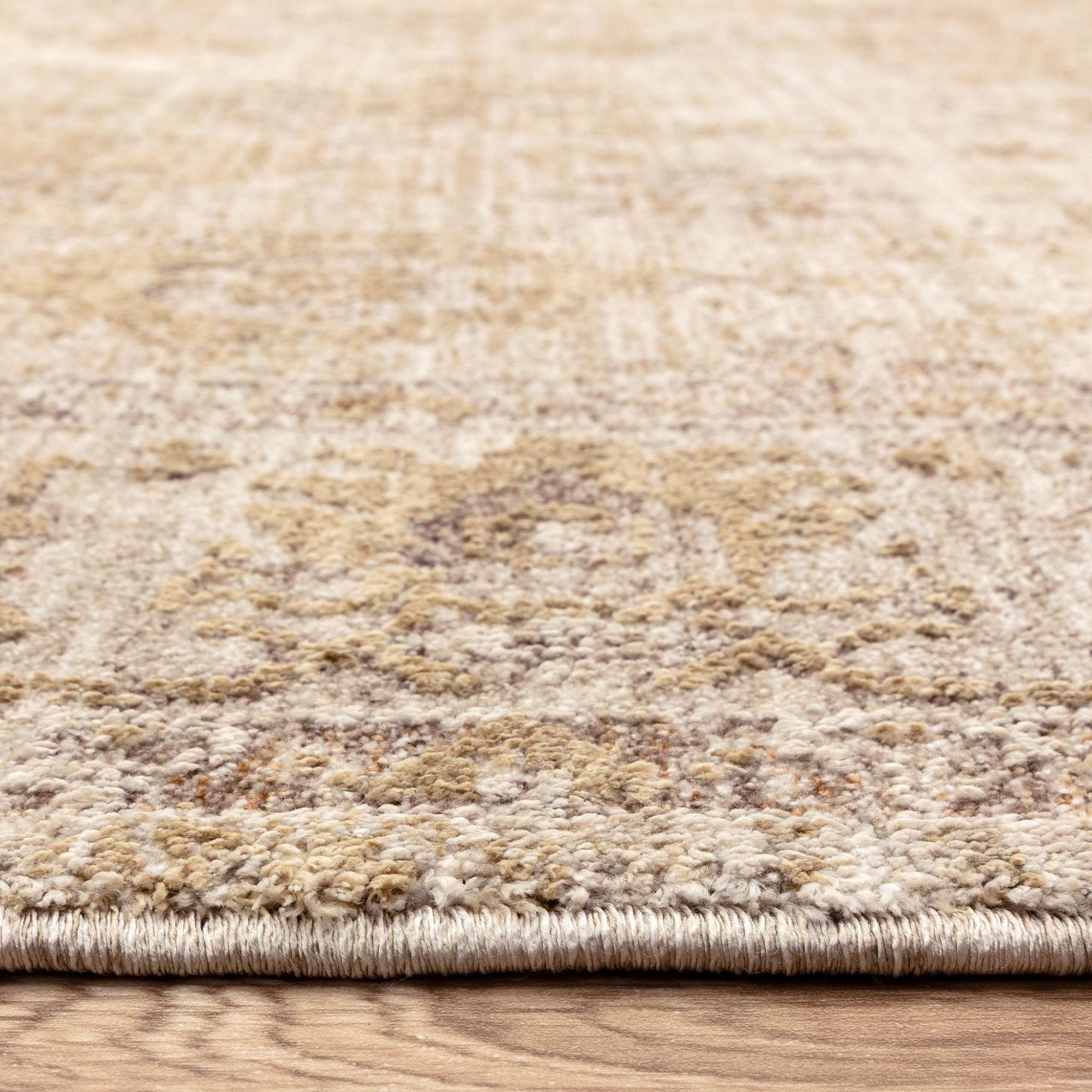 Heriz HE05 Ornate Beige Traditional Vintage Rug – Modern Textured Polyester Carpet for Living Room, Bedroom, and Hallway