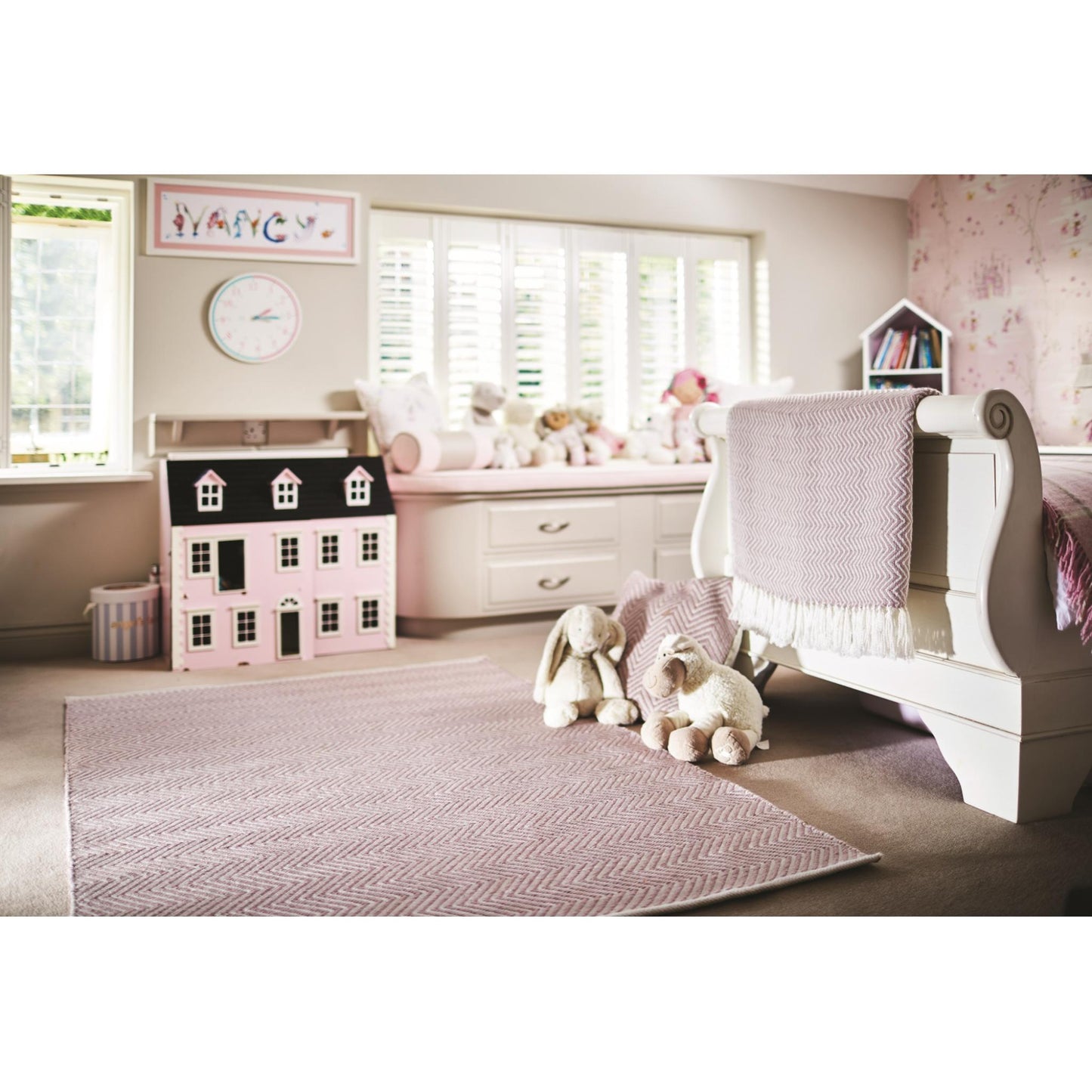 Hug Rug Woven Herringbone Throw Blanket Bed Sofa Chair Cover in 130 x180 cm