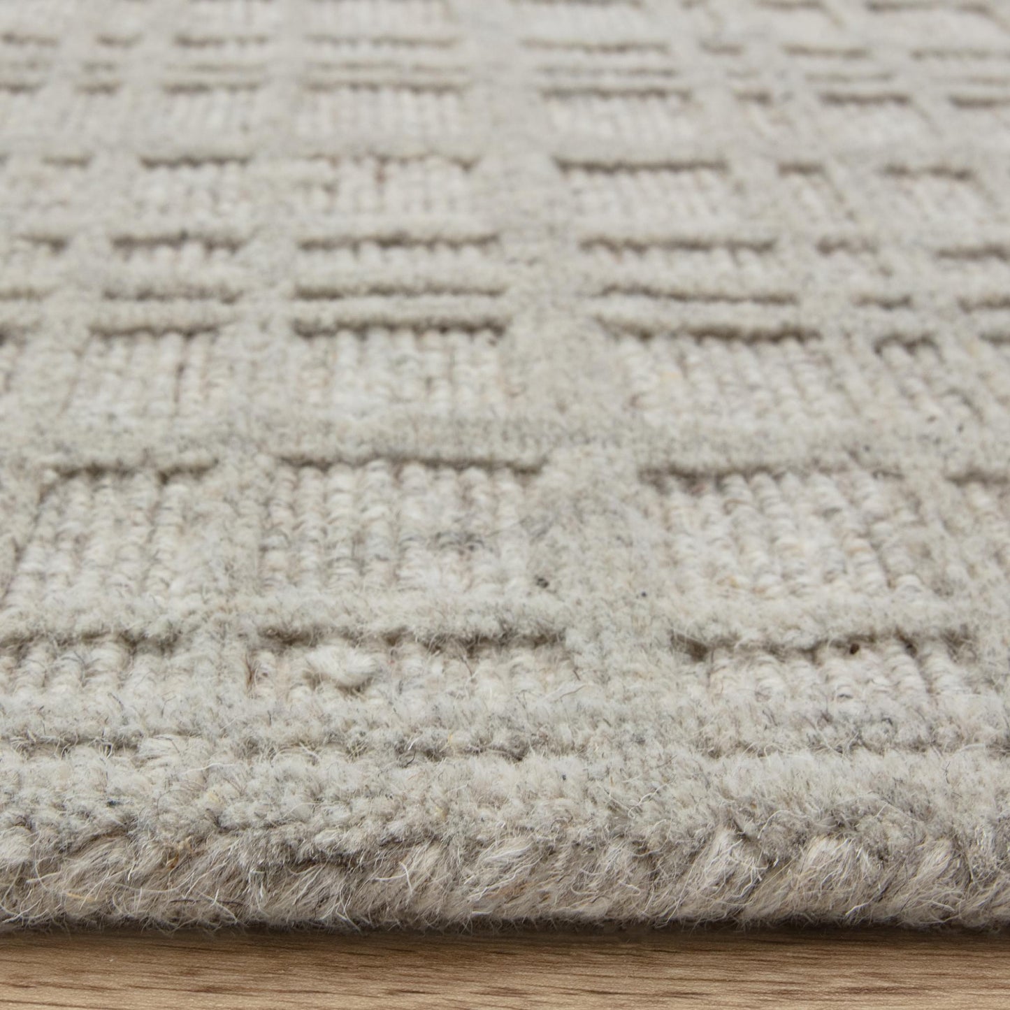 Thatch Grey Beige Handwoven Wool Rug – Neutral Checked Pattern in Undyed Wool Blend
