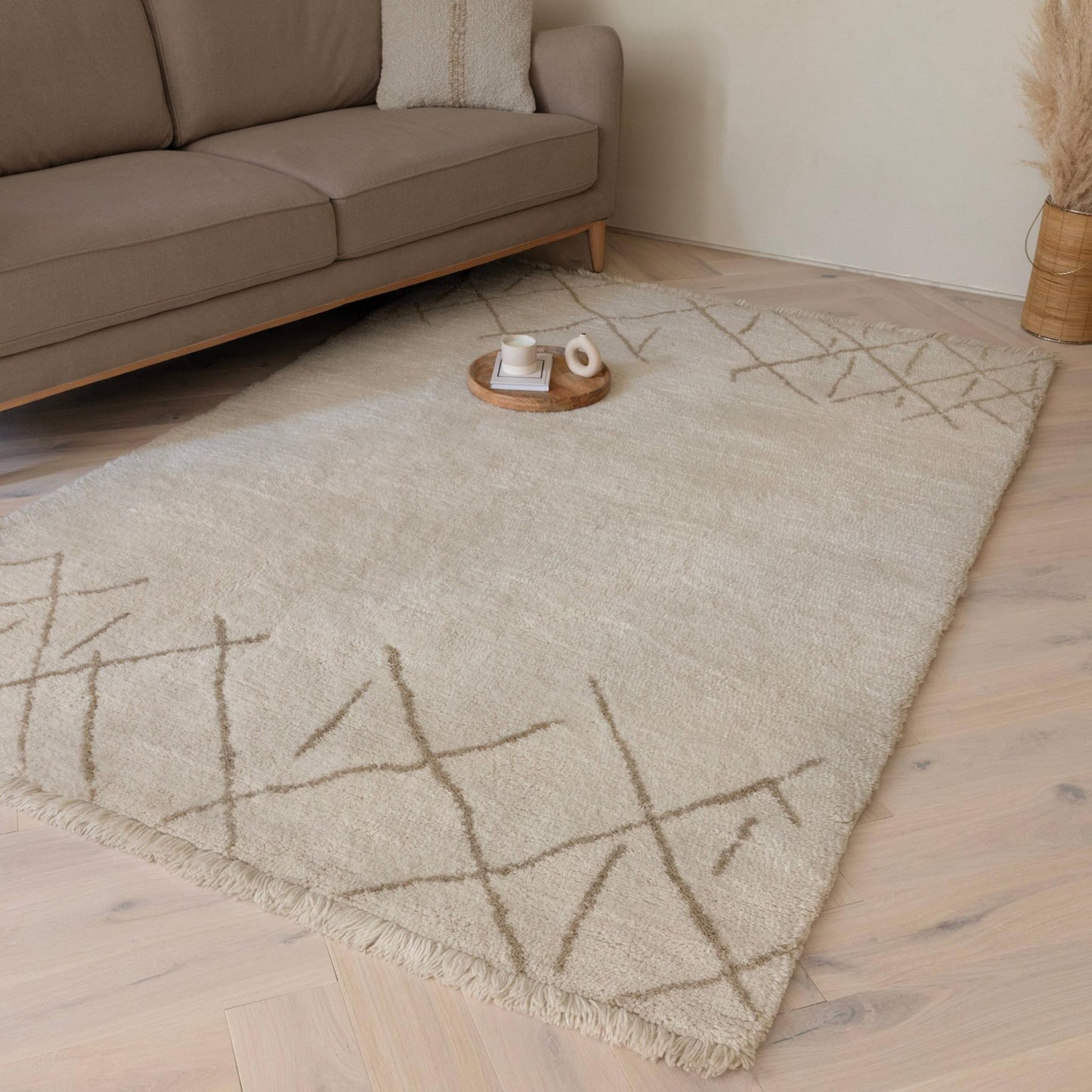 Azera Crosshatch Washable Wool Shaggy Rug – Tribal Berber Design in Cream White – Natural Softness & Modern Bohemian Style