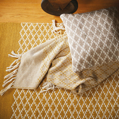 Hug Rug Woven Trellis Washable Indoor Outdoor Rug Gold