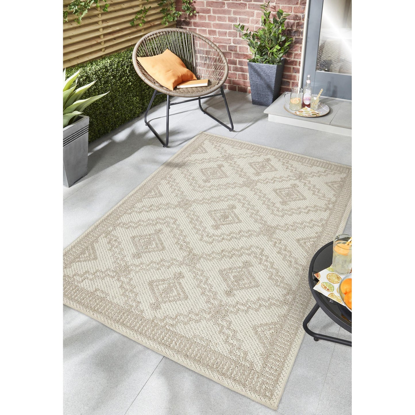 Atlas Diamond Cream Geometric Textured Indoor & Outdoor Flatweave Rug