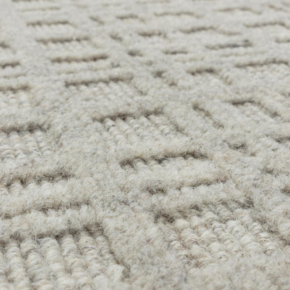 Thatch Grey Beige Handwoven Wool Rug – Neutral Checked Pattern in Undyed Wool Blend