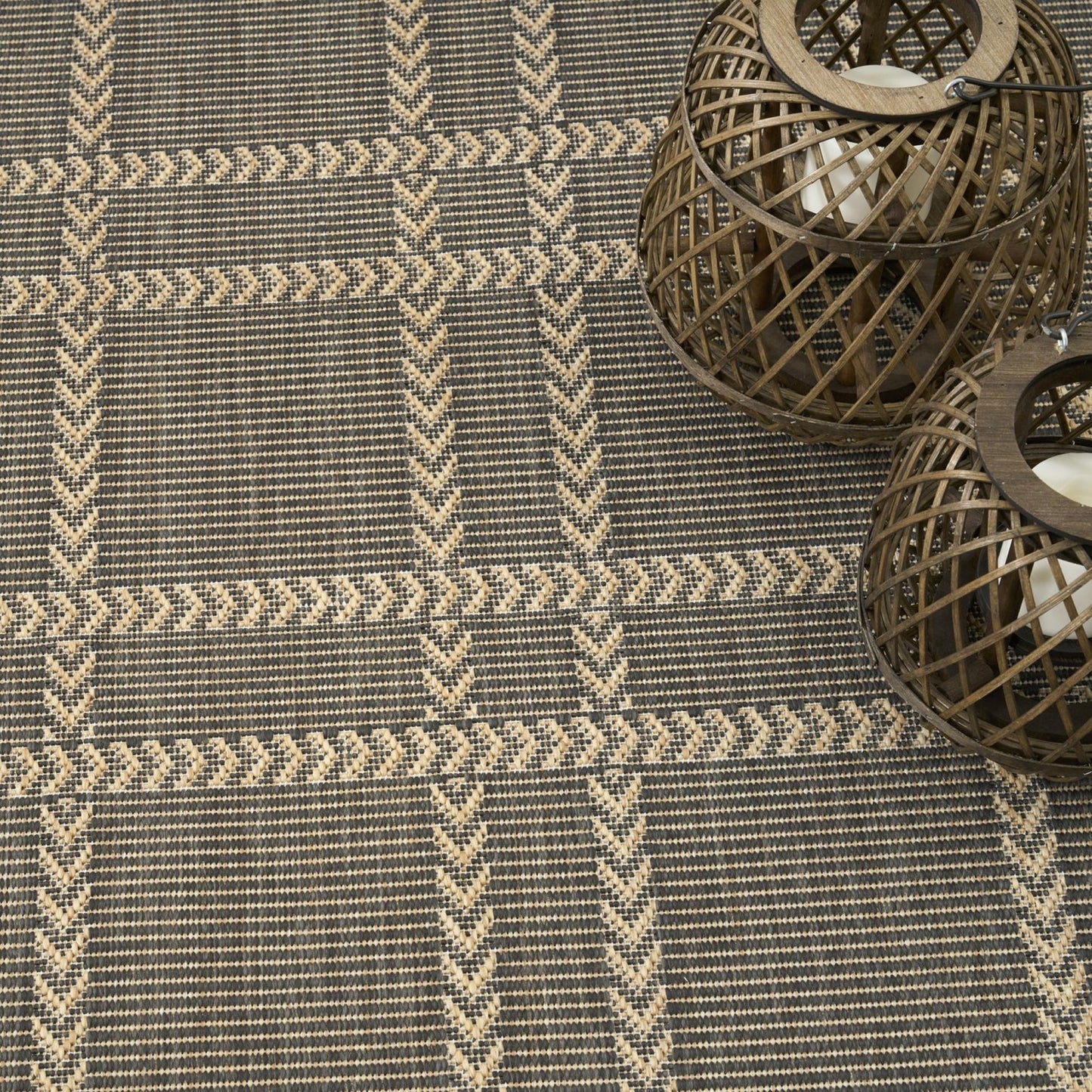 Horizon Grid HOZ04 Modern Geometric Patio Charcoal Grey Indoor & Outdoor Flatweave Rug